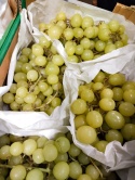 Winogrono II klasa jasne bezpestkowe skrzynka 5 kg (kraj poch. Włochy)