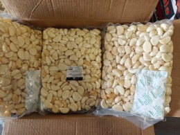 Czosnek II kl. obrany 1 kg (kraj poch. Chiny)